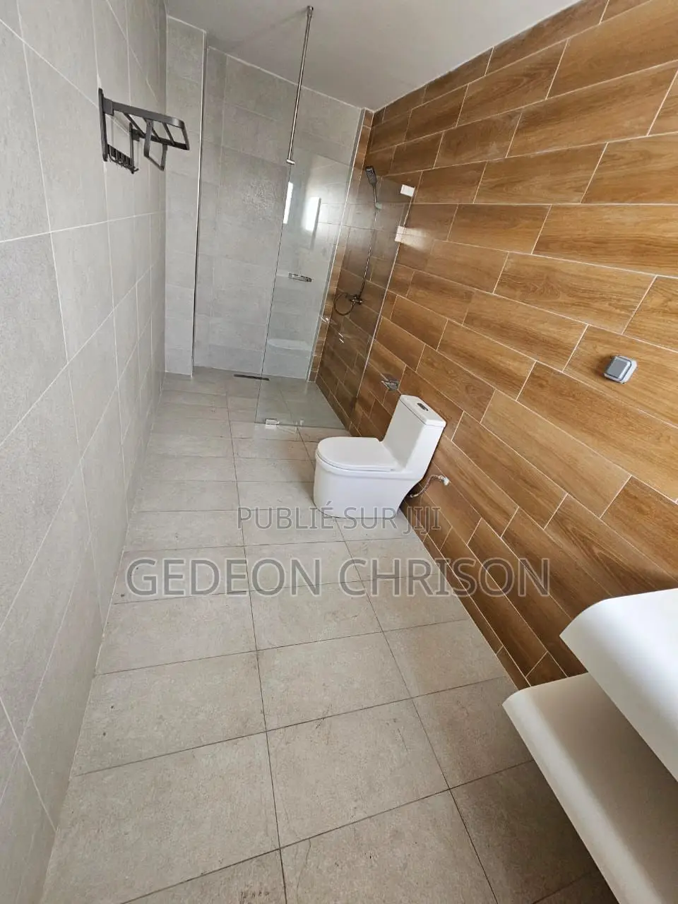 5chbre Villa dans Cocody à Louer