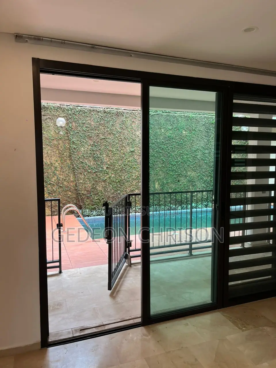 3chbre Villa dans Cocody à Louer