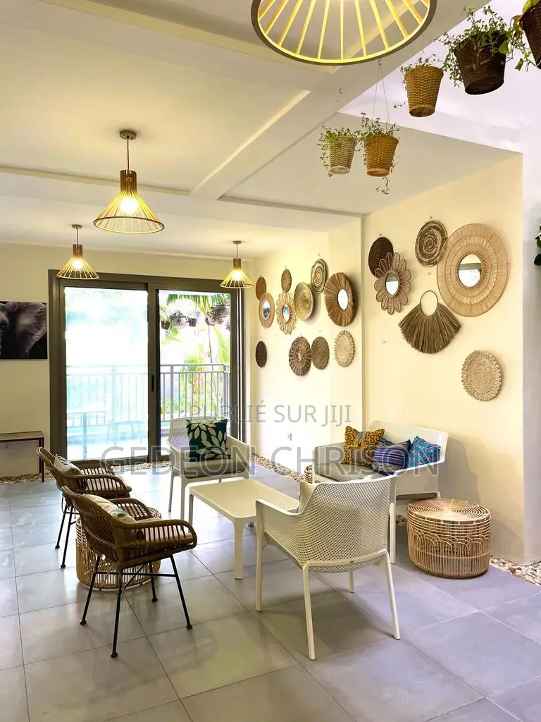 3chbre Appartement dans Cocody à Louer