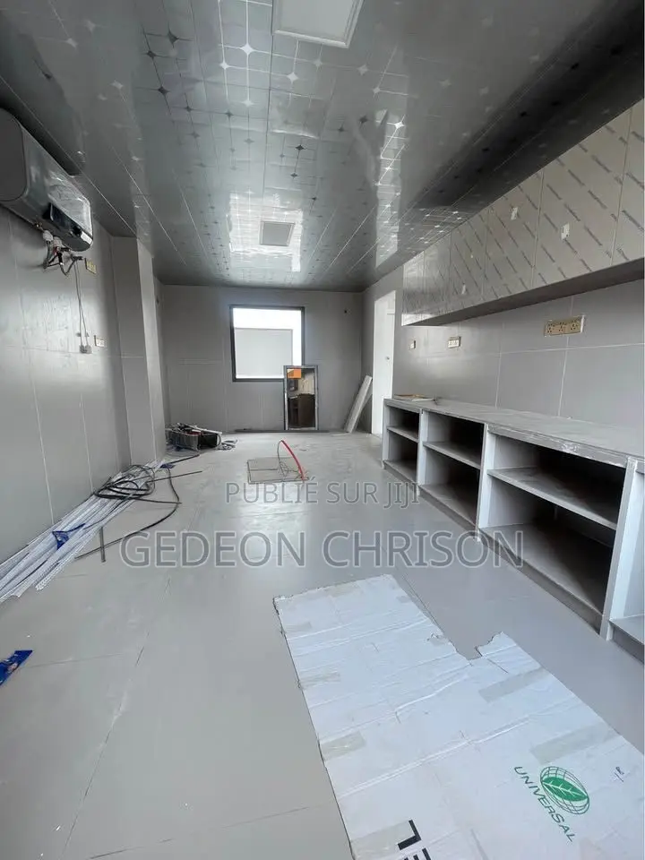 3chbre Appartement dans Cocody à Louer