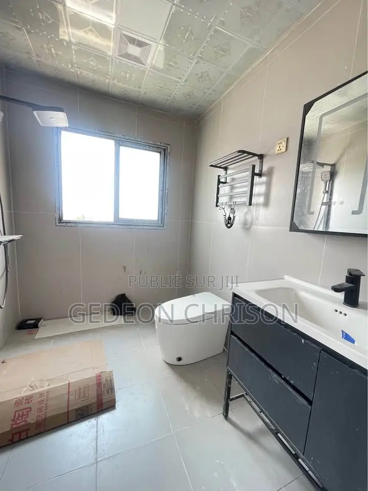 3chbre Appartement dans Cocody à Louer