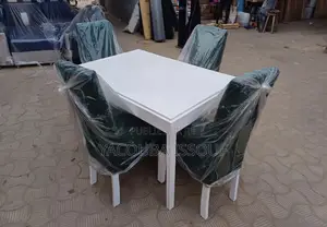 Table À Manger