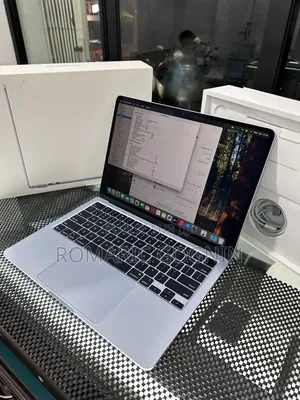 Nouveau Apple MacBook Air 2025 M4 16GB Apple M4 SSD 256GB