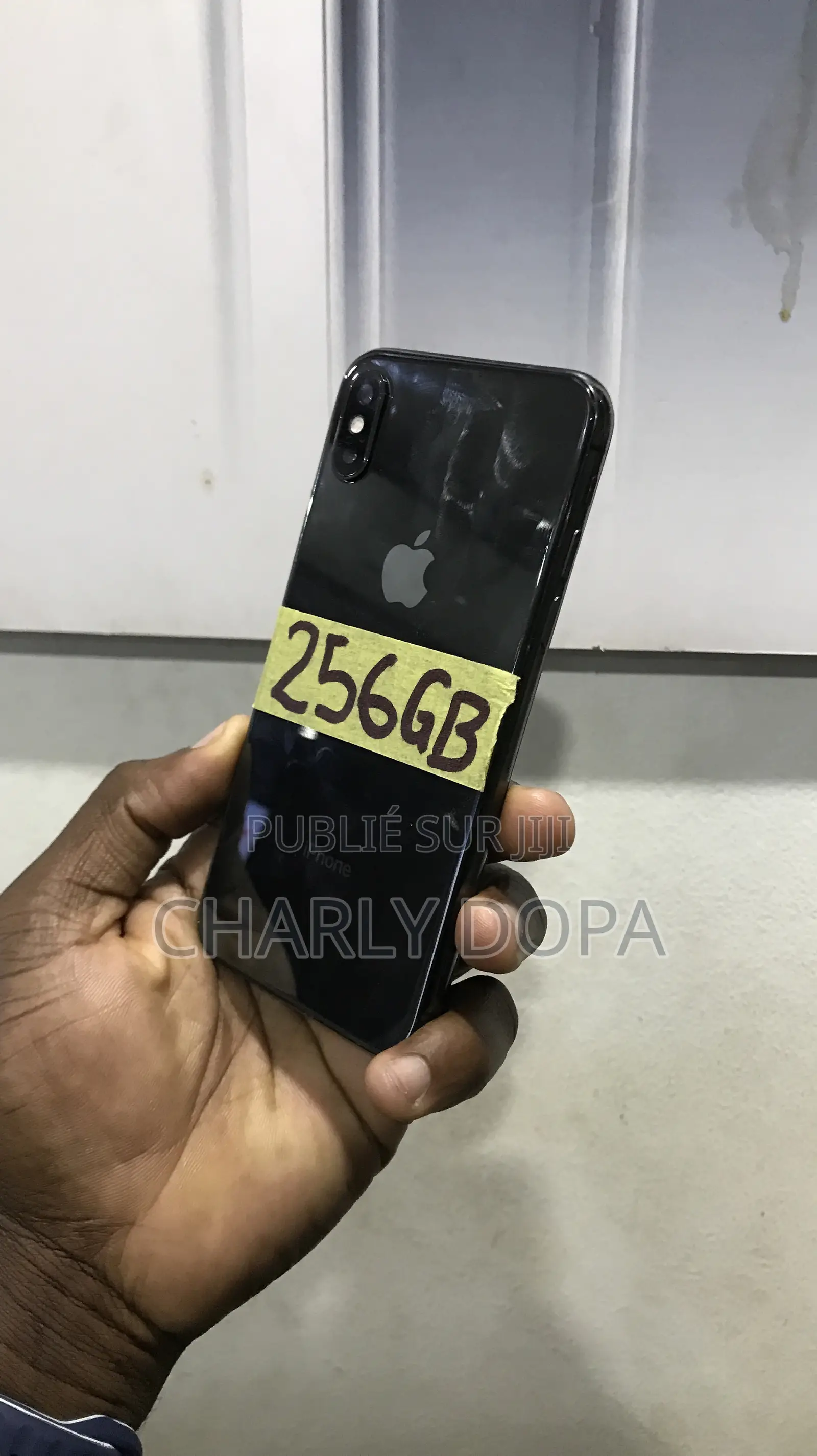 Apple iPhone X 256 GB Noir