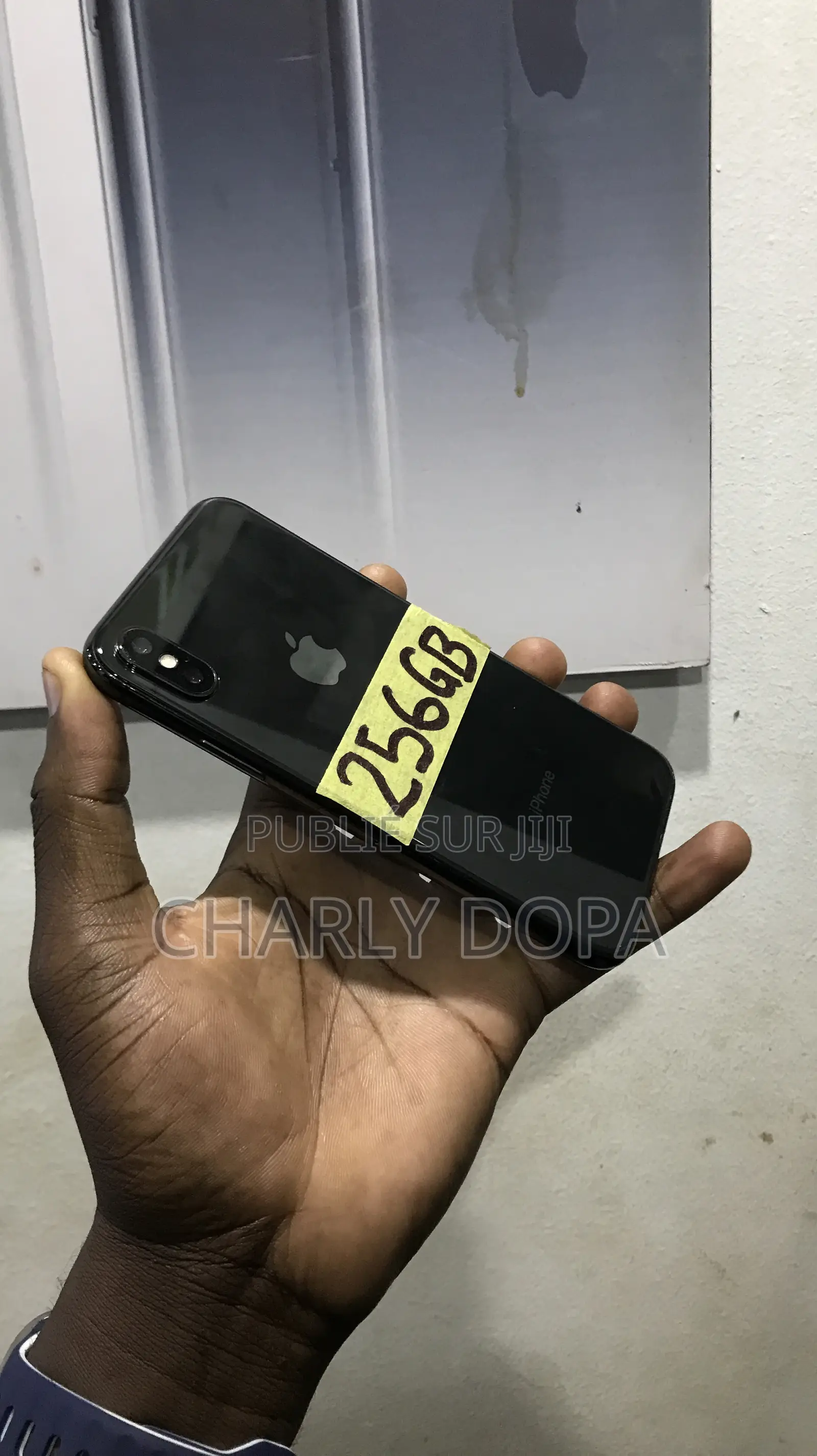 Apple iPhone X 256 GB Noir