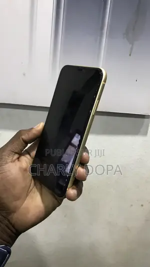 Apple iPhone XR 64 GB Jaune