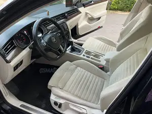 Volkswagen Passat 2019 Noir
