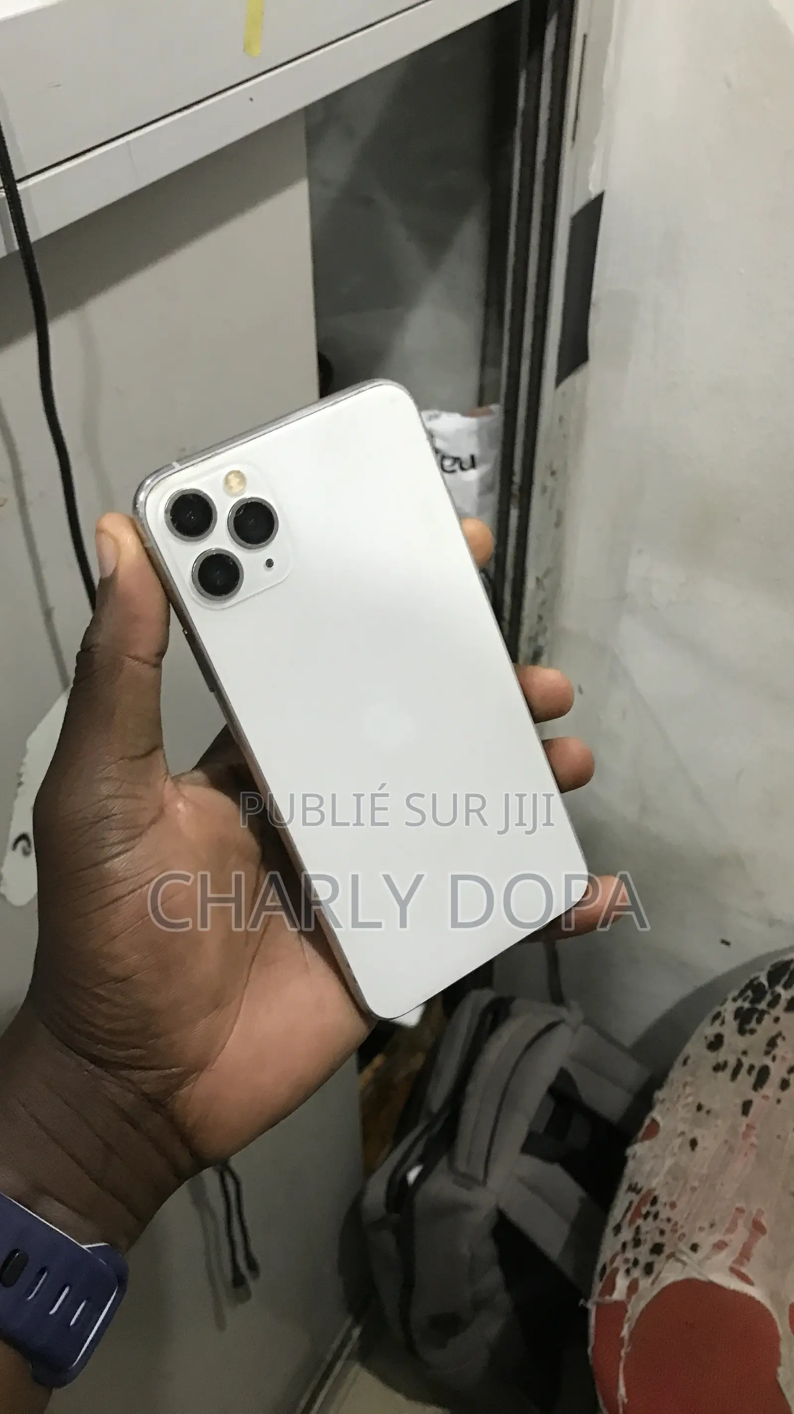 Apple iPhone 11 Pro Max 64 GB Noir