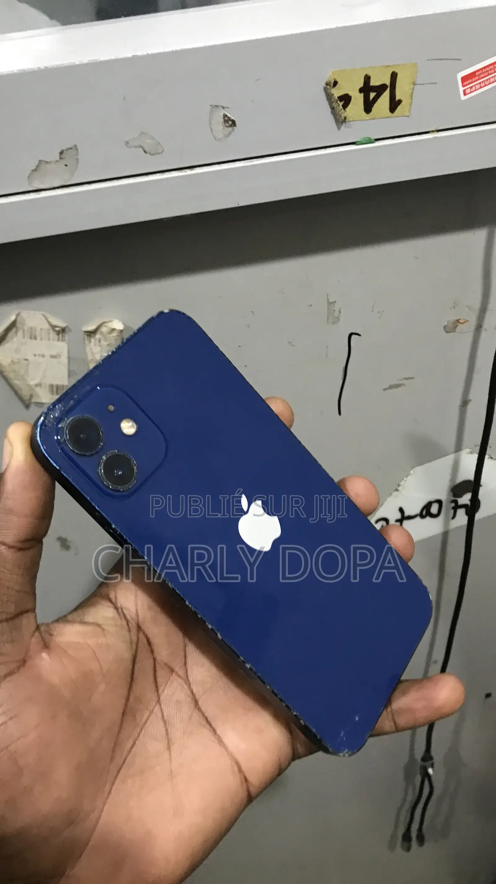 Apple iPhone 12 64 GB Bleu