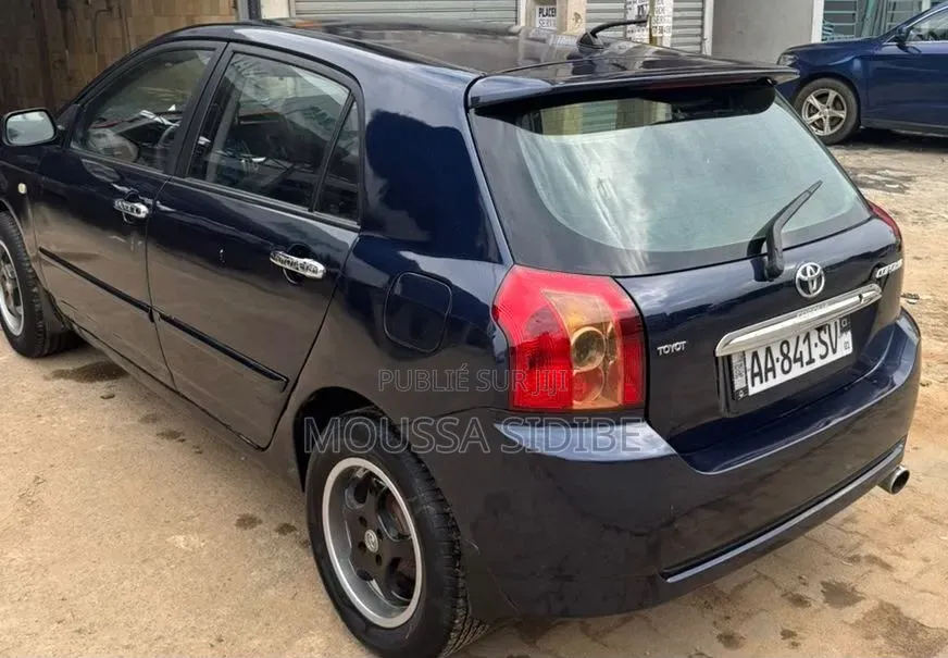 Toyota Corolla Sedan 2004 Bleu