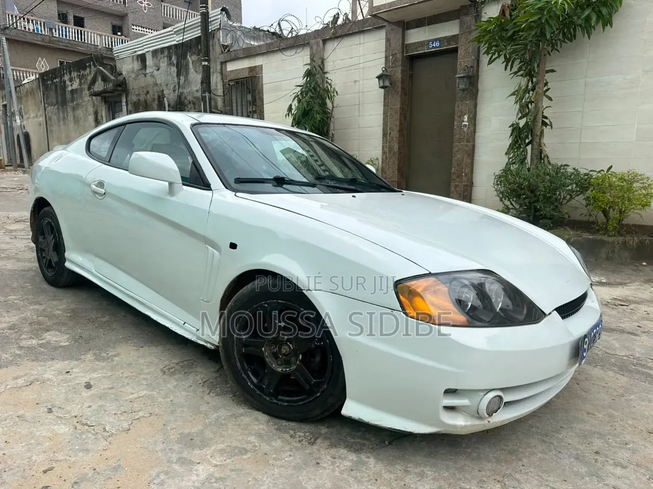 Hyundai Dynasty 2002 Blanc