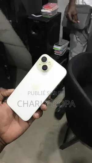Apple iPhone 15 128 GB Jaune