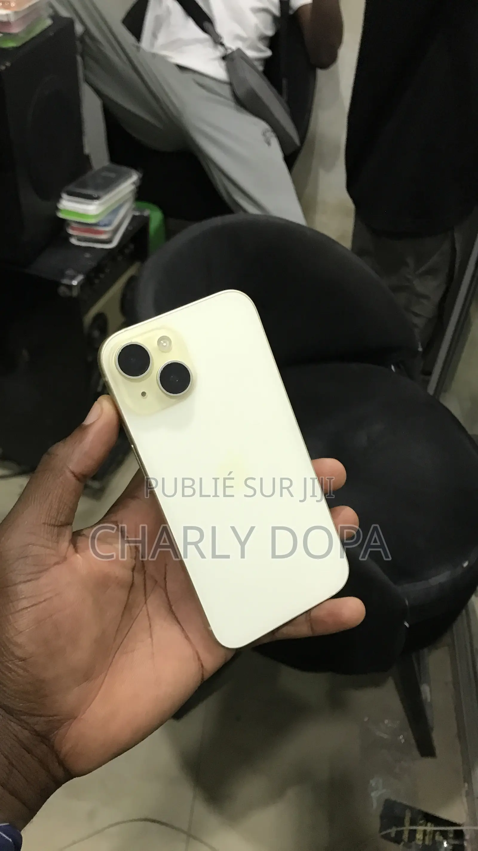 Apple iPhone 15 128 GB Jaune