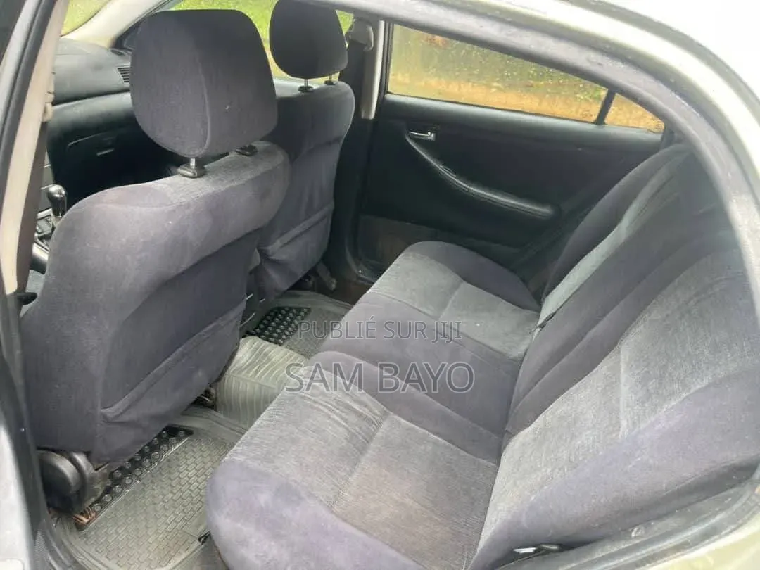 Toyota Corolla 2002 Beige