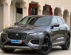 Jaguar F-Pace 2022 Gris