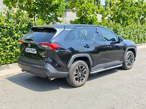 Toyota RAV4 2024 Noir