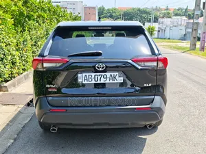 Toyota RAV4 2024 Noir