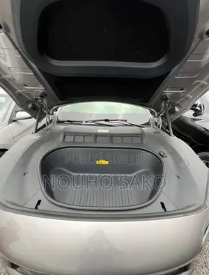 Xiaomi SU7 2025 Gris