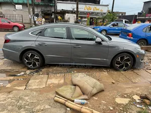 Hyundai Sonata 2022 Gris