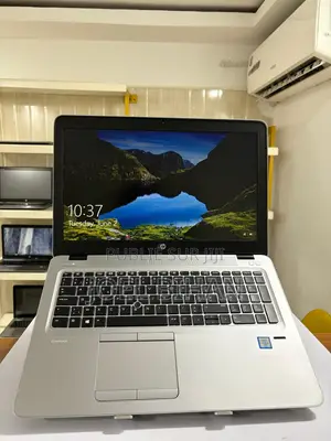 Ordinateur portable HP EliteBook 840 G5 8GB Intel Core i5 SSD 256GB