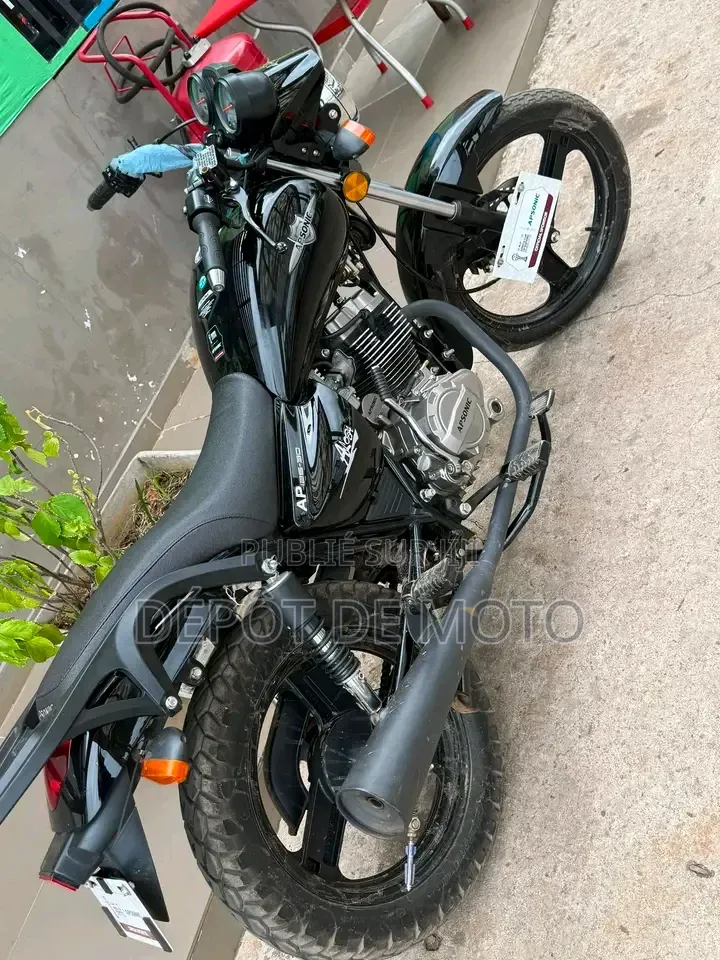 Nouveau Apsonic AP125-30 2025 Noir