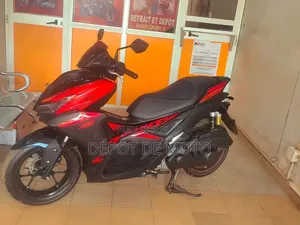 Nouveau Yamaha Autre 2026 Rouge