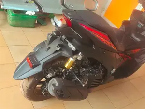 Nouveau Yamaha Autre 2026 Rouge