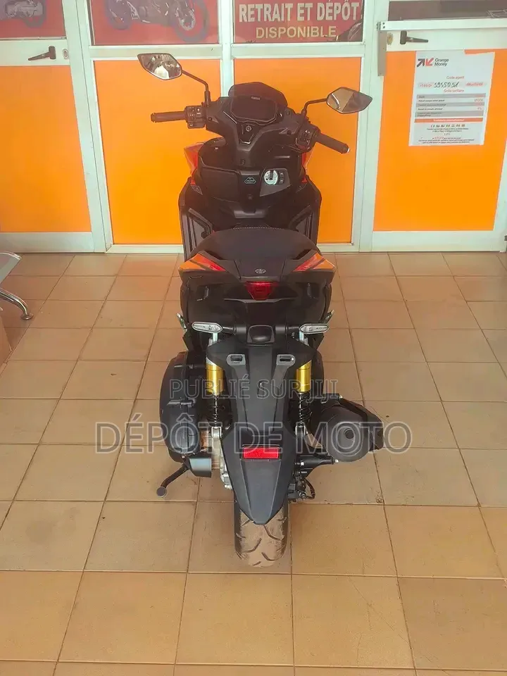 Nouveau Yamaha Autre 2026 Rouge