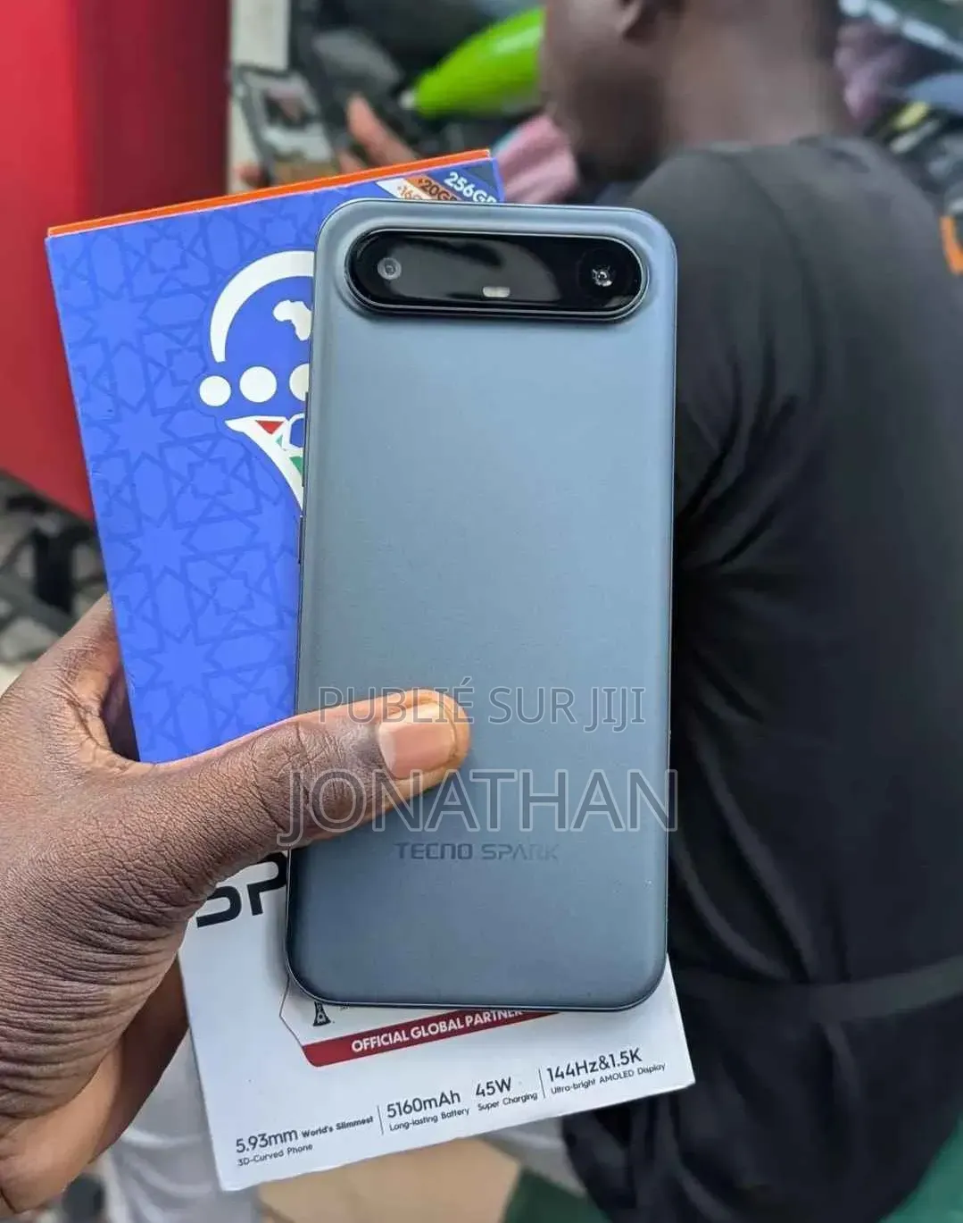 Nouveau Tecno Spark Slim 256 GB Gris