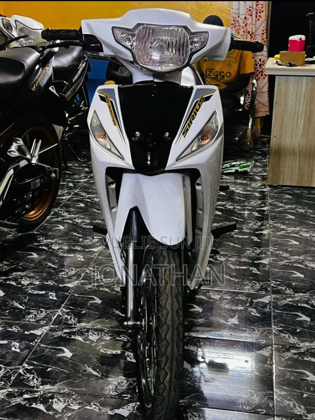 Nouveau RUSI MP 100 SURF 2023 Blanc