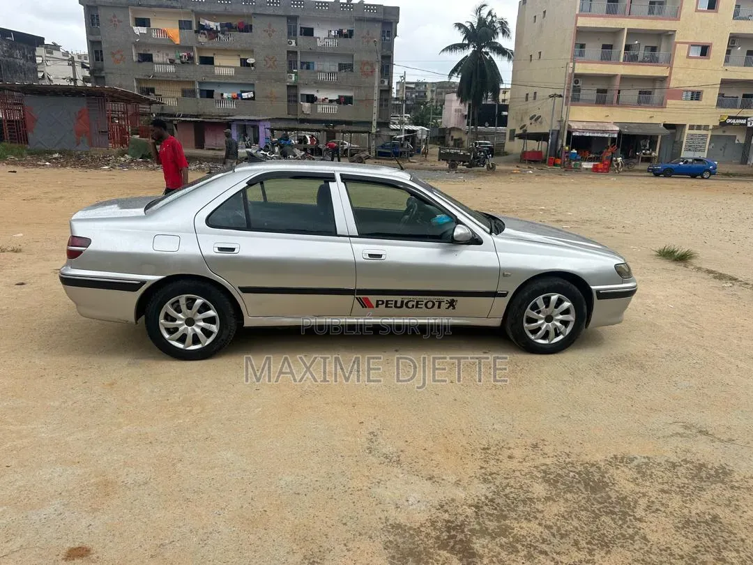 Peugeot 406 Coupe 2000 Gris