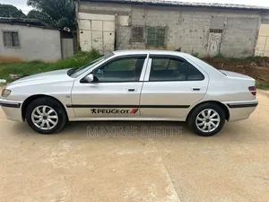 Peugeot 406 Coupe 2000 Gris