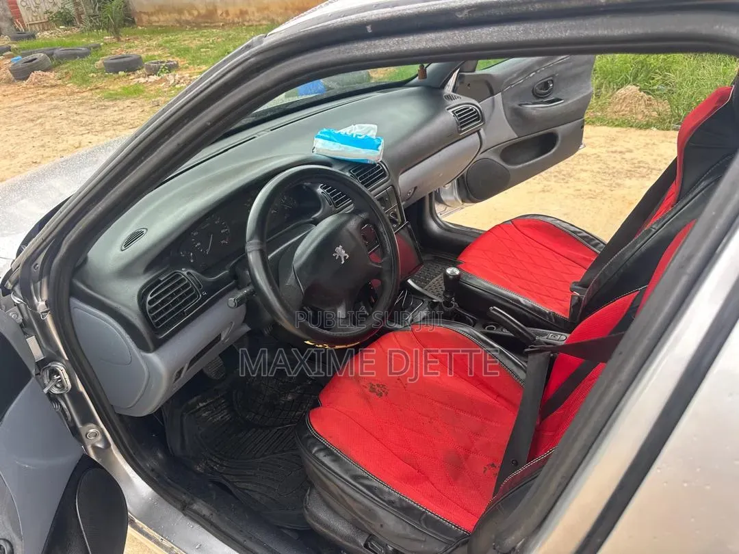 Peugeot 406 Coupe 2000 Gris