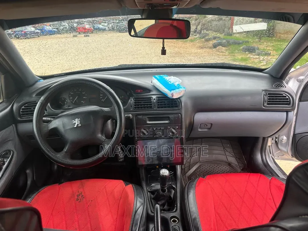Peugeot 406 Coupe 2000 Gris