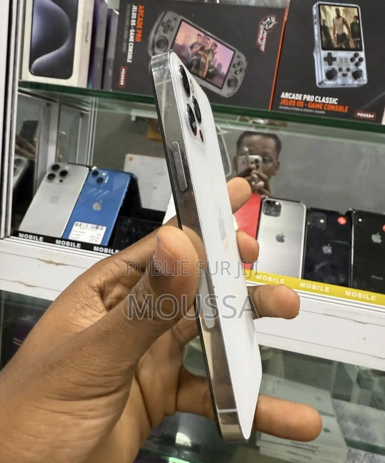Nouveau Apple iPhone 15 Pro Max 256 GB Gris