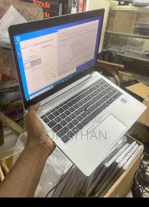 Nouveau HP EliteBook 840 G3 16GB Intel Core i5 SSHD+SSD 512GB