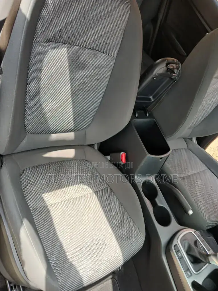 Kia Seltos 2023 Gris