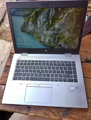 Nouveau HP EliteBook 840 G3 16GB Intel Core i7 HDD 512GB