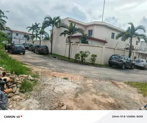 Meublé 18chbre Duplex dans Zié Multi-Service, Cocody à Vendre