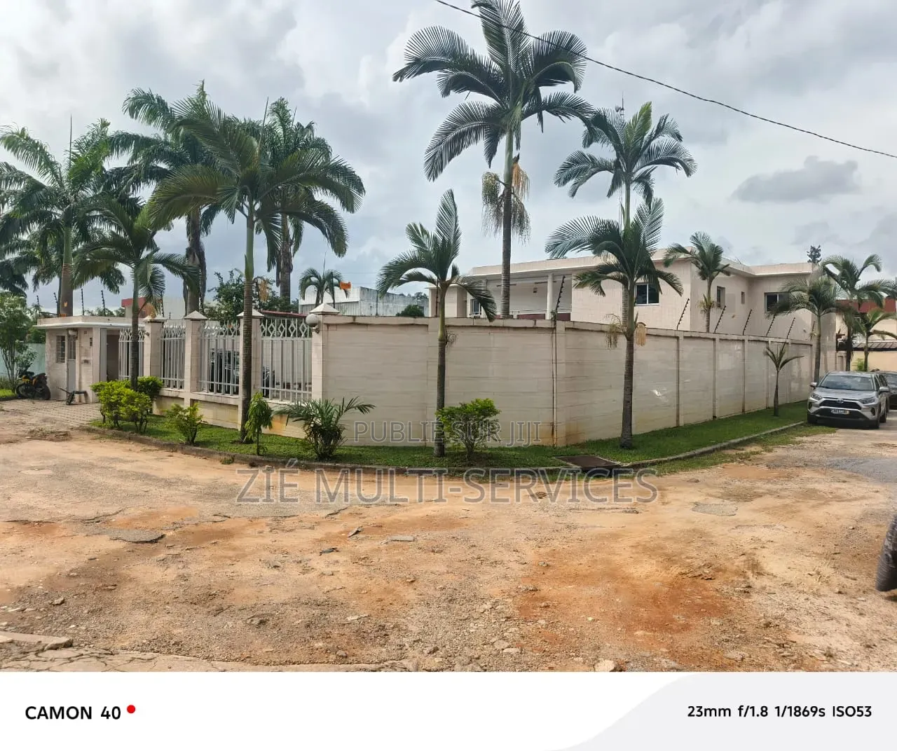 Meublé 18chbre Duplex dans Zié Multi-Service, Cocody à Vendre