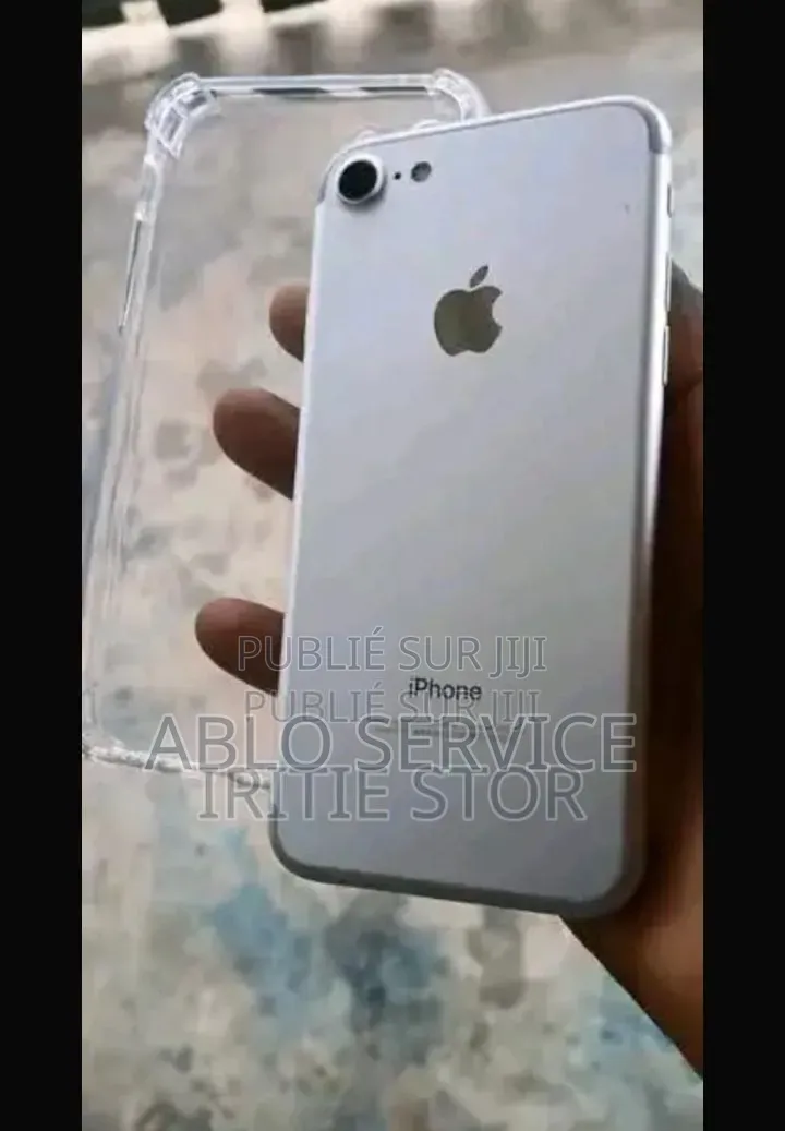 Nouveau Apple iPhone 7 128 GB Argenté