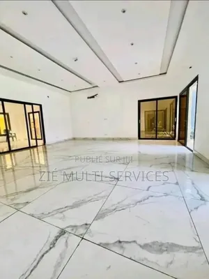 12chbre Duplex dans Zié Multi-Service, Cocody à Vendre