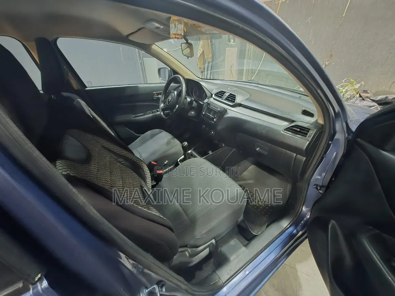 Suzuki Dzire 2025 Gris