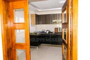 4chbre Villa dans Modeste, Grand-Bassam à Vendre