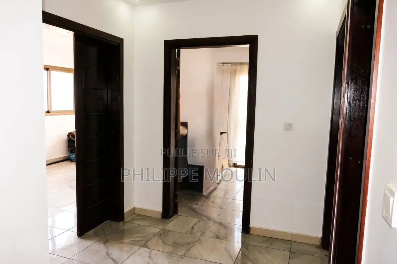 4chbre Villa dans Modeste, Grand-Bassam à Vendre