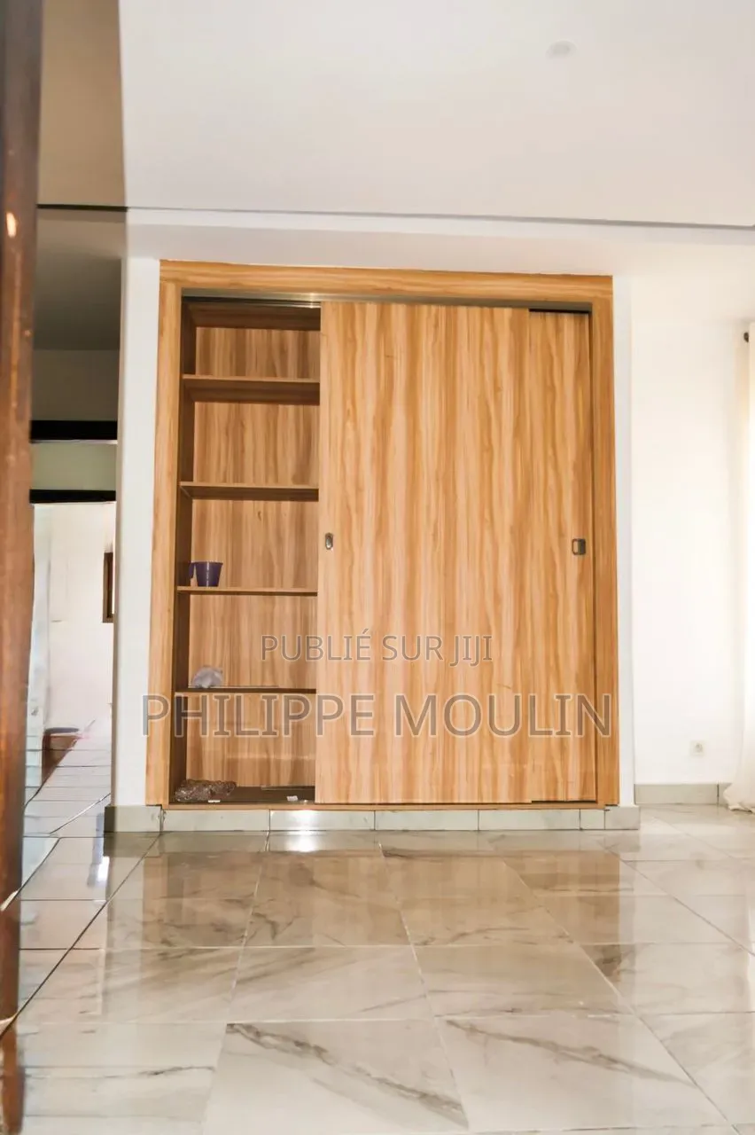 4chbre Villa dans Modeste, Grand-Bassam à Vendre