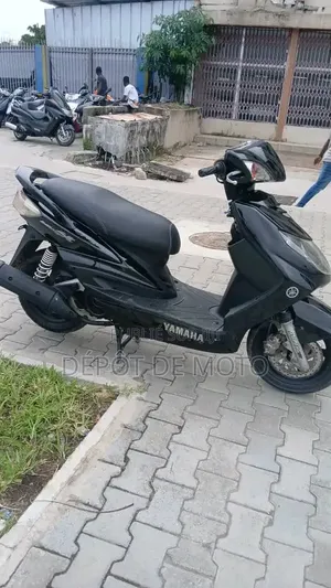 Nouveau Yamaha Autre 2025 Noir