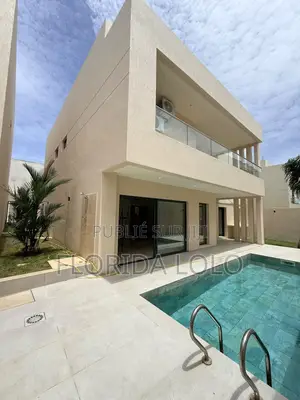 4chbre Duplex dans Florida Lolo, Cocody à Louer