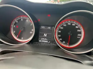 Suzuki Swift 2022 Bleu