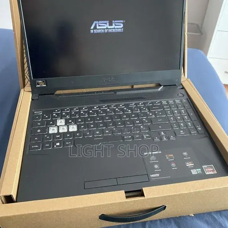Nouveau Ordinateur portable Asus A42F 32GB Intel Core i9 SSD 1T